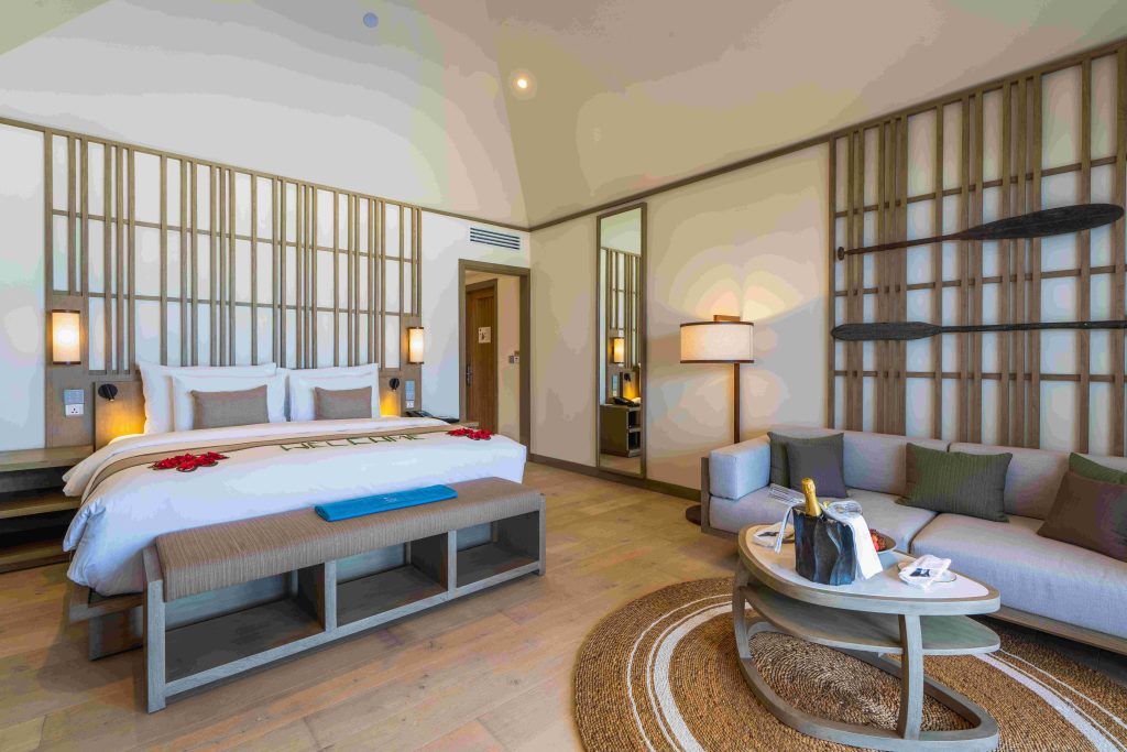 15. kagmaldives beachpoolvillainterior 8