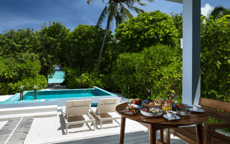 2. sunset beach villa with pool (2) compressed