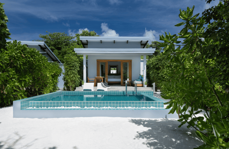 2. sunset beach villa with pool (4) compressed