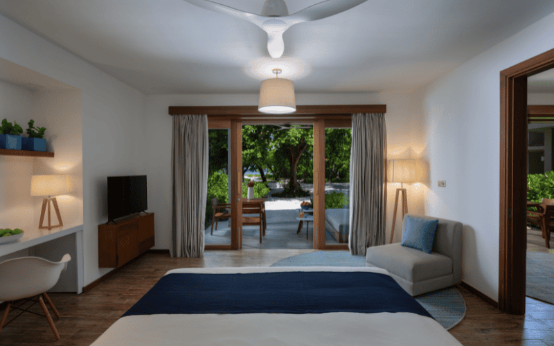 4. sunset beach suite compressed