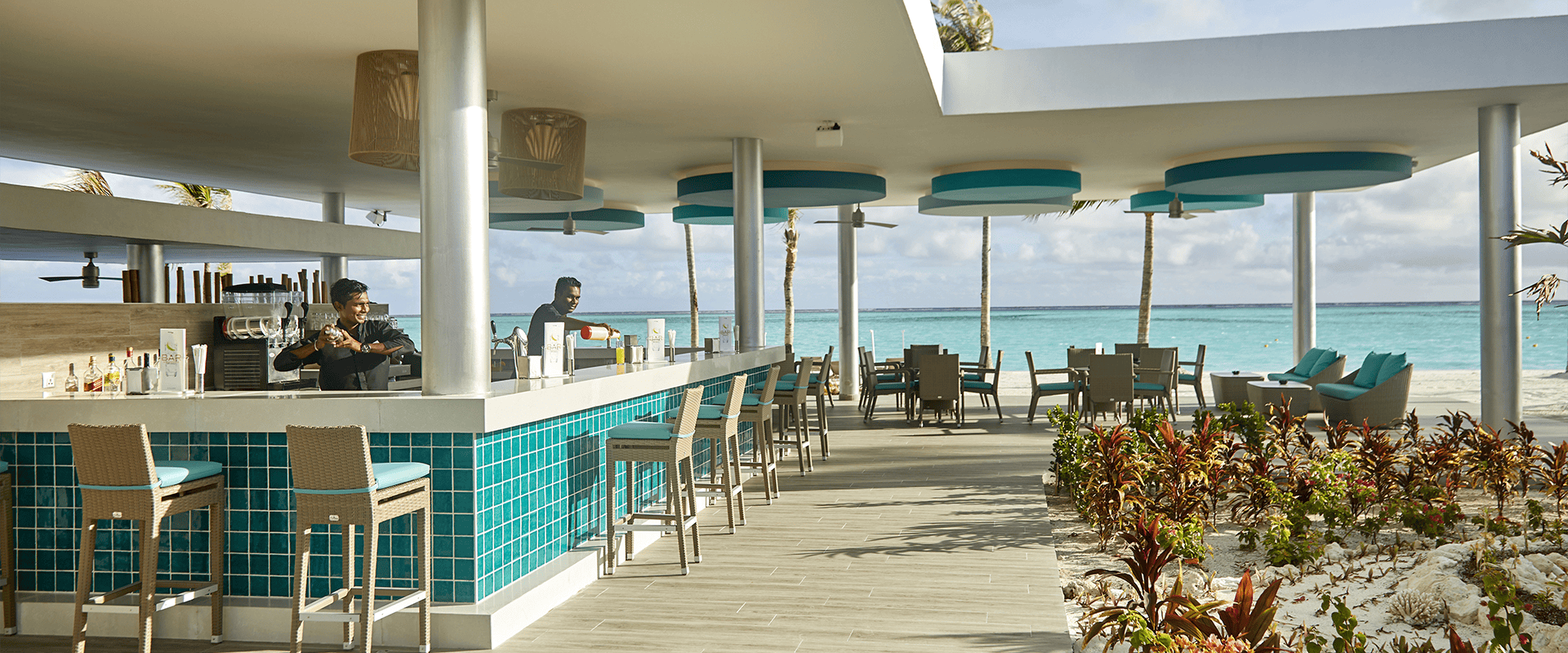 ato 19 069 poolside bar compressed