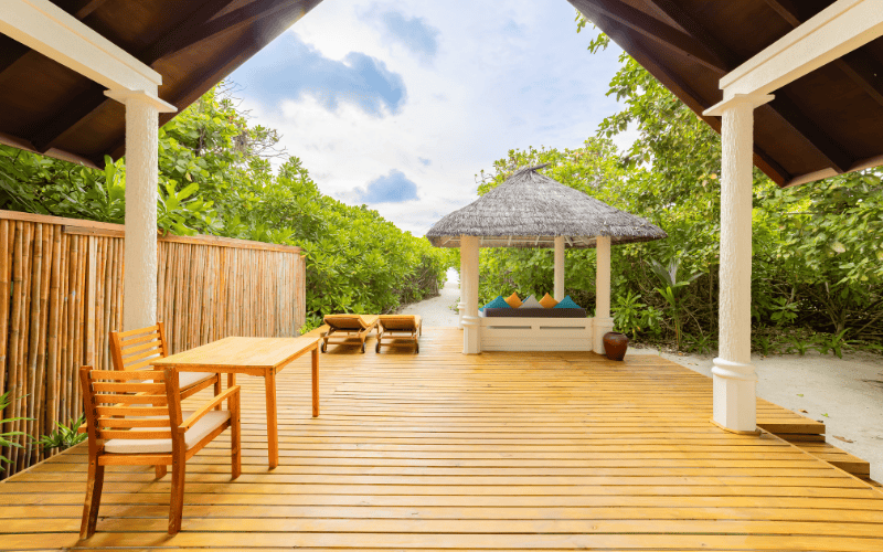 beach villa (3) compressed