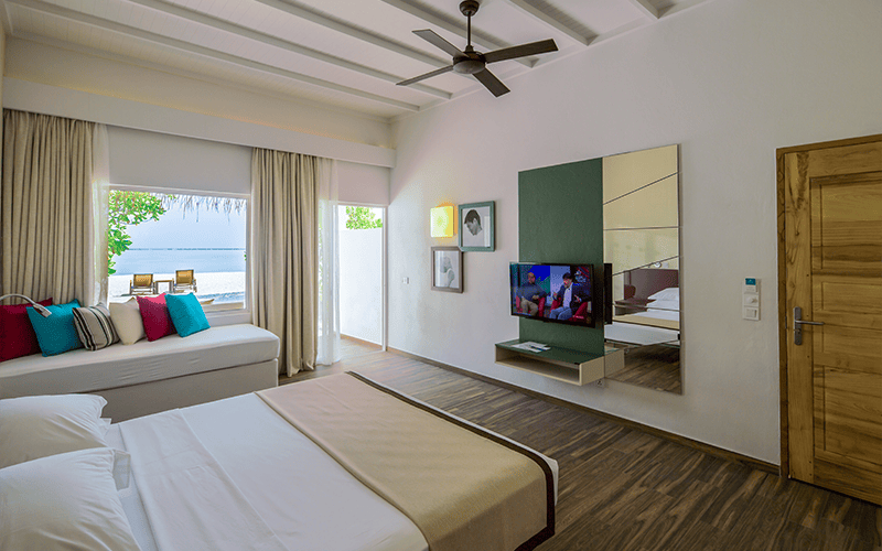 beach villa (2) compressed