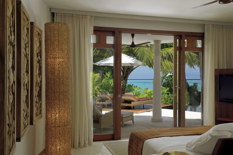 constance halaveli accommodation double storey beach villa 07 v2