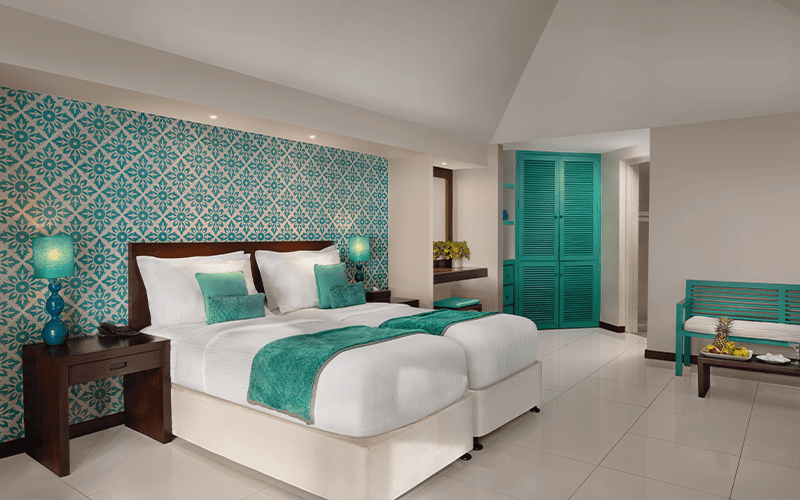 interior 4 compressed