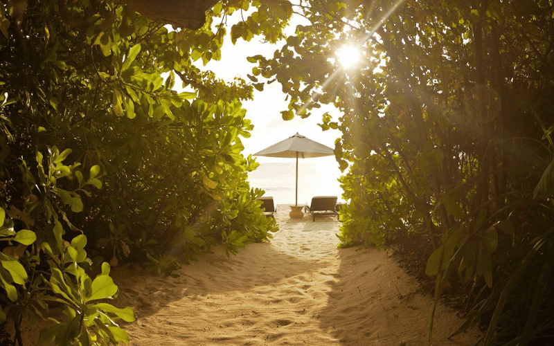 mldph p067 land villa private path to beach compressed