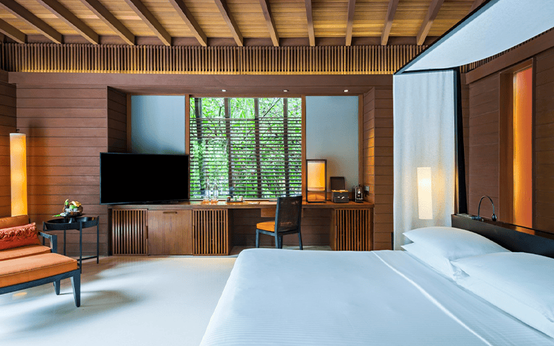 mldph p320 beach access villa bedroom desk compressed