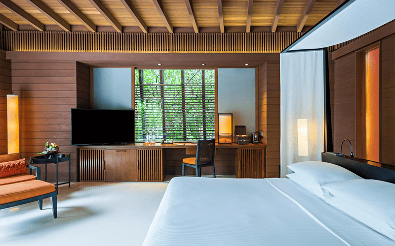 mldph p320 beach access villa bedroom desk compressed