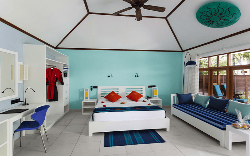 meerugardenroominterior compressed