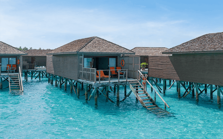 meerujacuzziwatervillaterraceaerial6 compressed