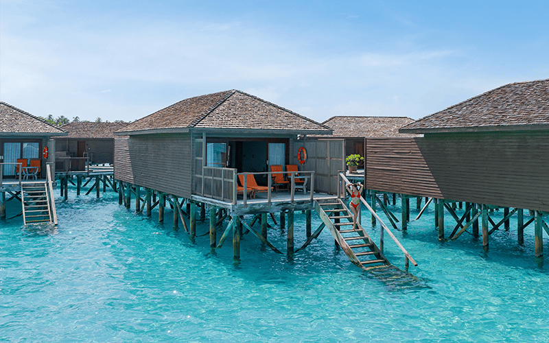 meerujacuzziwatervillaterraceaerial6 compressed