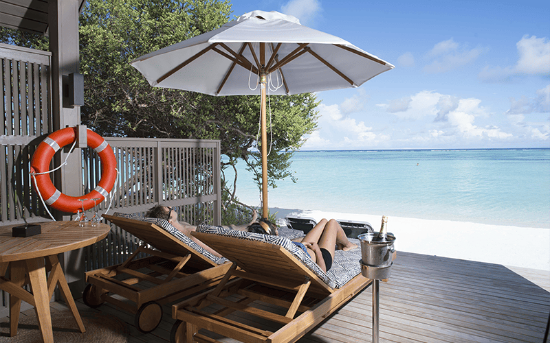 meeruwaterfrontvillaexteriorwithmodels compressed