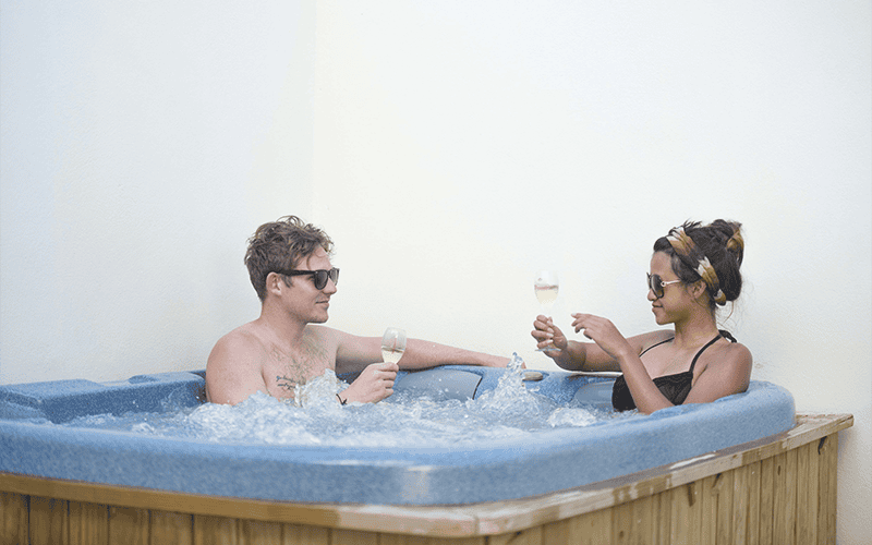 meeruwaterfrontvillajacuzziwithmodels compressed