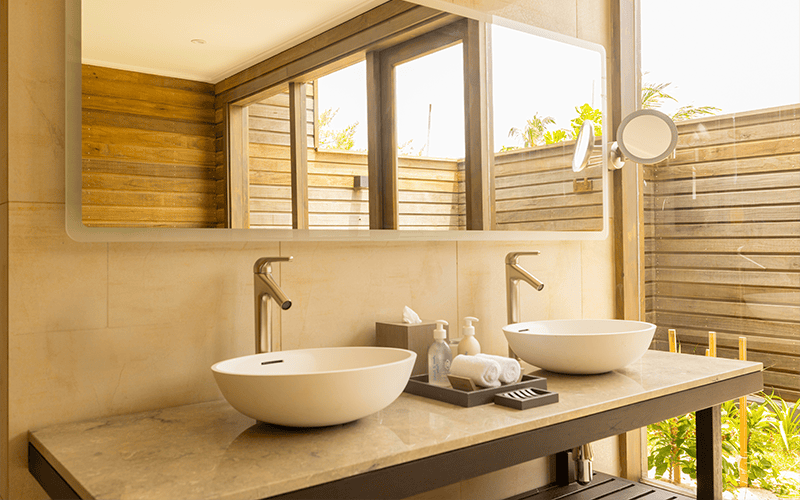 nala sunrisebeachvillabathroom 4 compressed