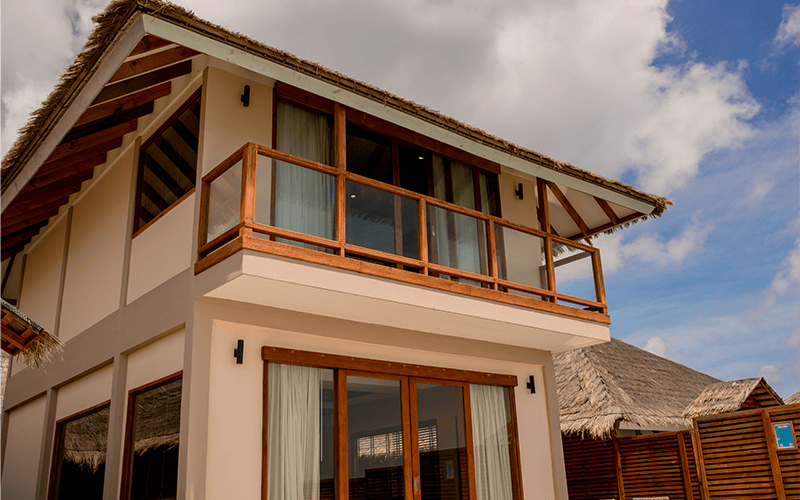 water suite with pool compressed