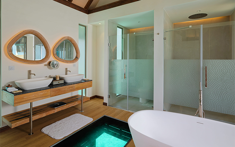 02 bedroom water pool slide 06 v2