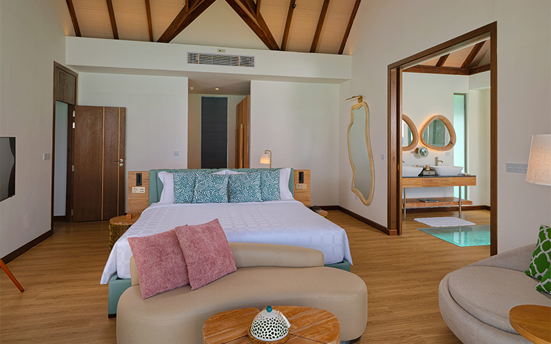 02 bedroom water pool slide 09 v2