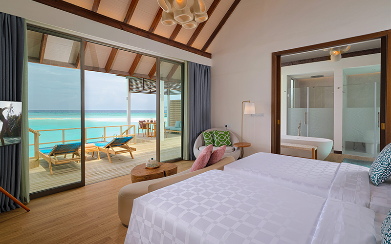 02 bedroom water pool slide 11 v2