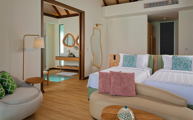 02 bedroom water pool slide 12 v2