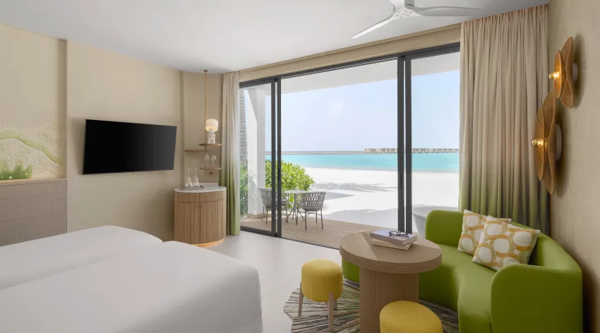 04 cmlm beachfront room with open air bath 10.jpg