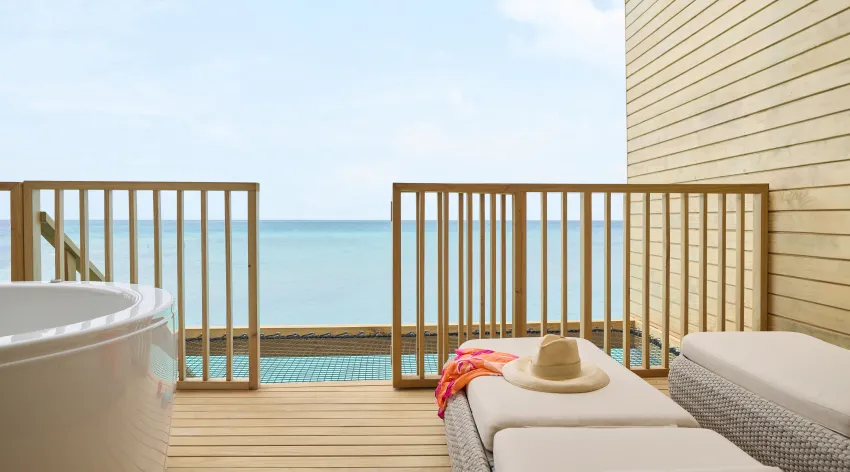 09 cmlm mirage overwater sunset villa with jacuzzi 02.jpg