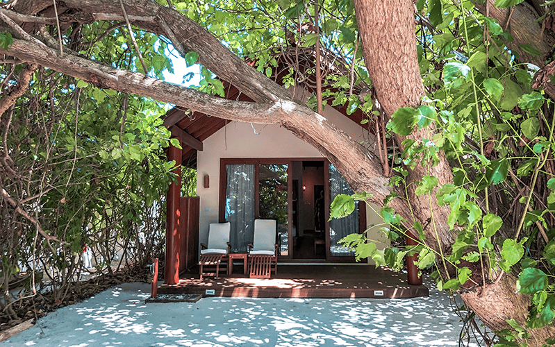 2 . deluxe beach villa (7) compressed