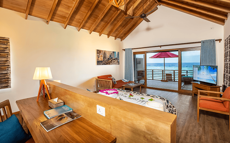 4 . water villa (8) compressed