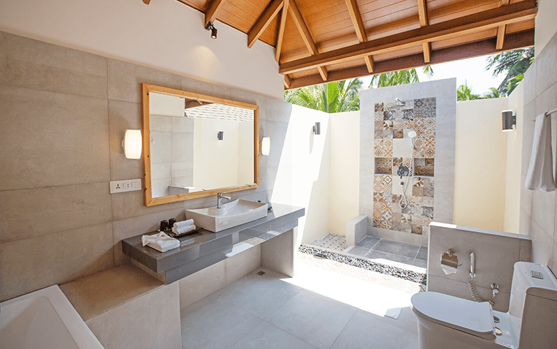 7 . two bedroom deluxe beach suite (2) compressed