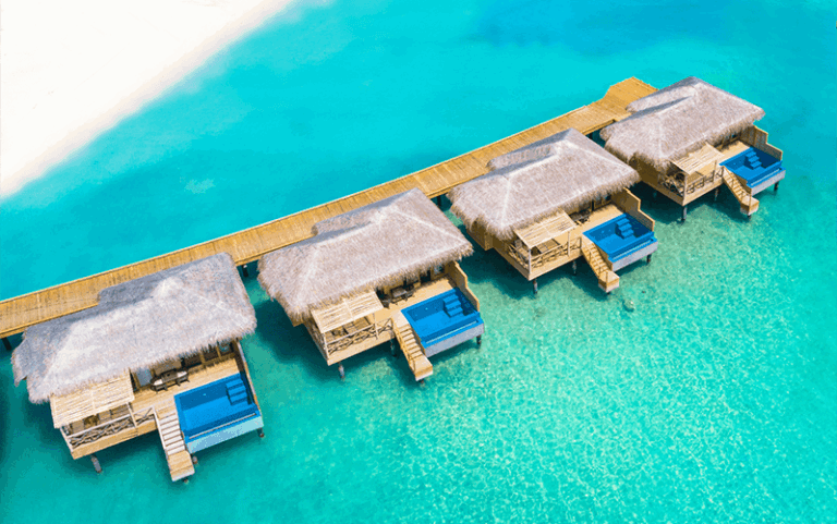 aqua suite with pool (2) v2