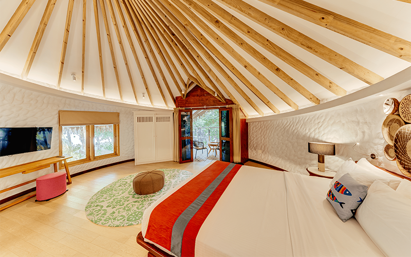 beach suite with pool (bedroom interior) v2