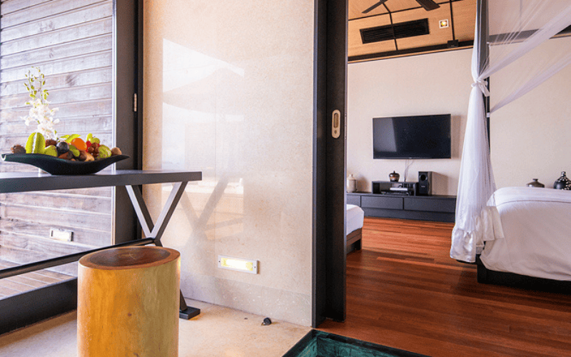 deluxe water villa (20) compressed