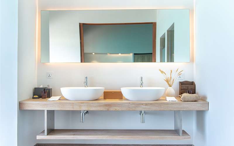 jacuzzi water villa bathroom
