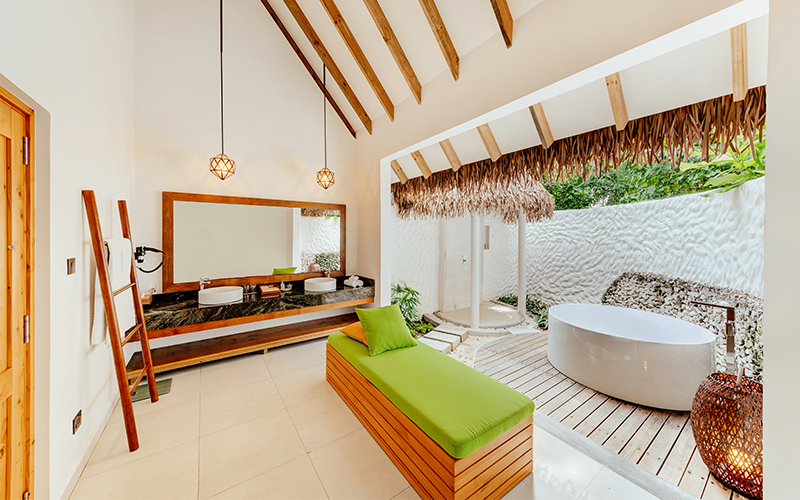 junior beach suite bathroom v2