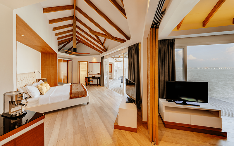 over water suite bedroom v2