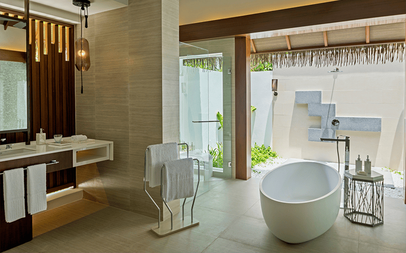 pullmanmaldivesmaamutaa oceanvilla bathroom 3820 compressed