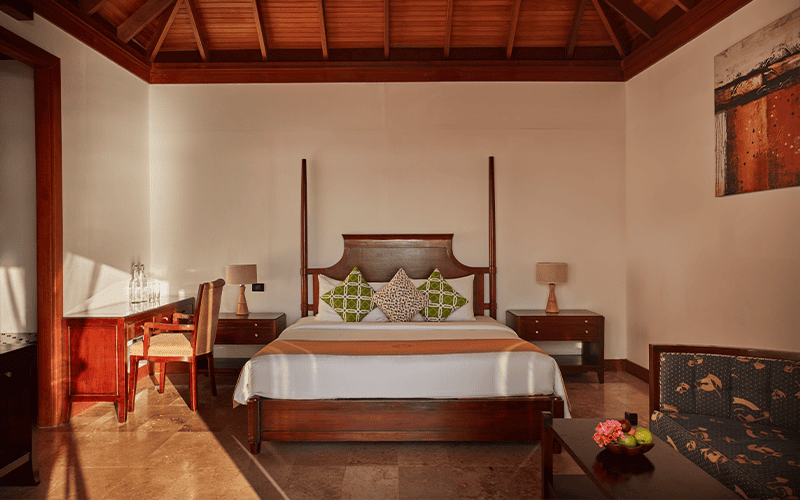 sunsiyam olhuveli deluxe water villa bedroom 2 v2