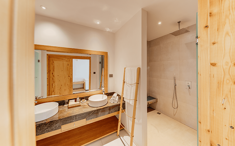 superior room ocean view bathroom v2