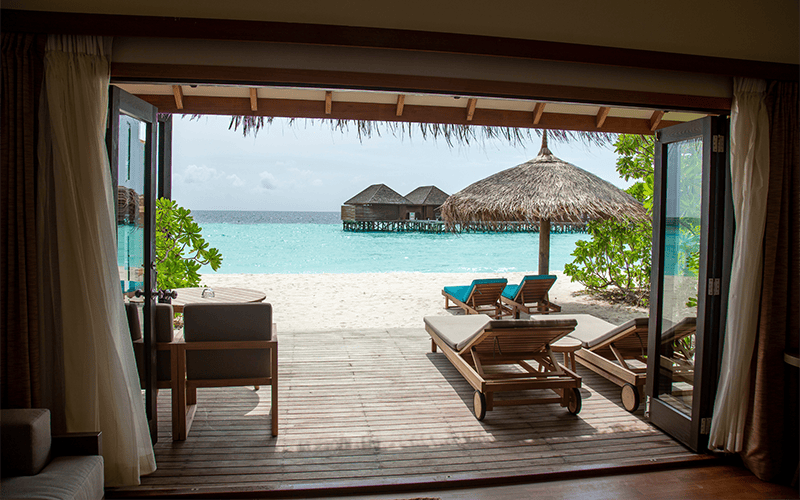 veligandu jacuzzibeachvillainterior1 v2