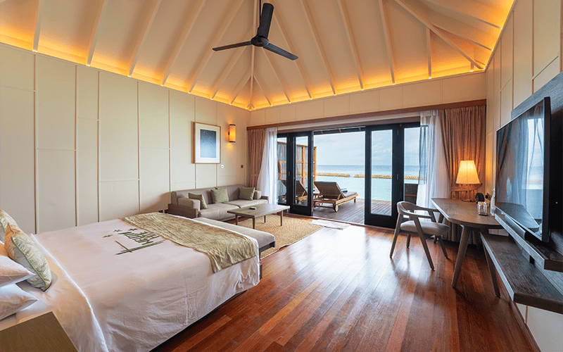 veligandu oceanjacuzzivillaroominterior v2