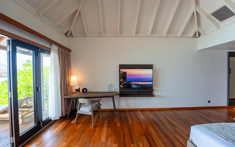 veligandu sunsetjacuzzibeachvillainterior v2