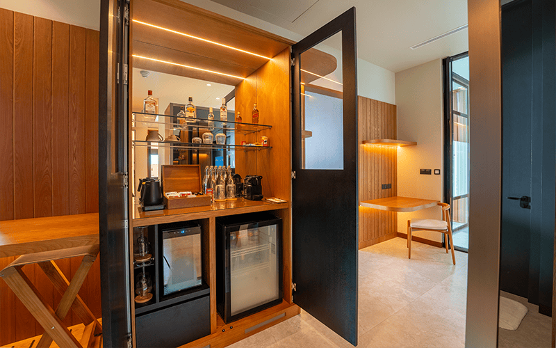 veligandu sunsetoceanpoolvillainterior4 v2