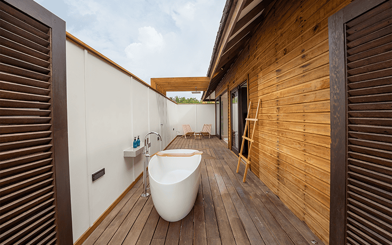 veligandu sunsetoceanvillabathroom2 v2