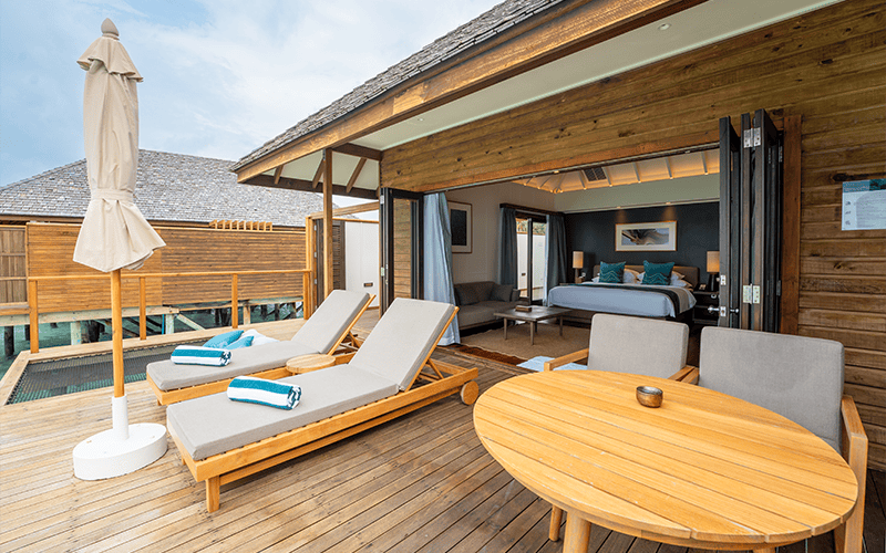 veligandu sunsetoceanvillaexterior v2