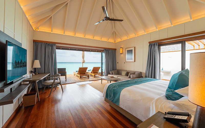 veligandu sunsetoceanvillainterior1 v2