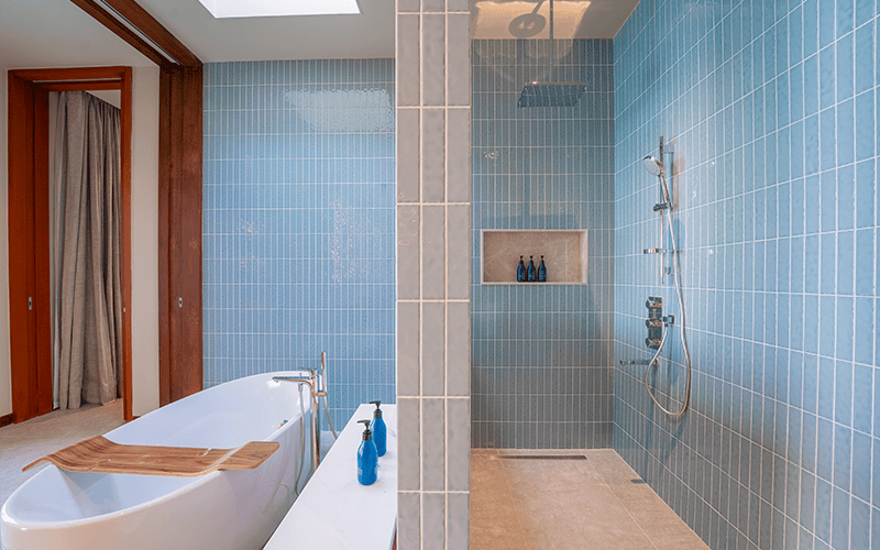 veligandu twobedroomsunsetoceanpoolvillabathroom4 v2