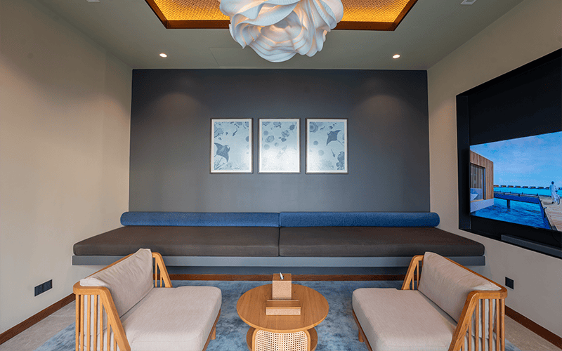 veligandu twobedroomsunsetoceanpoolvillalounge v2