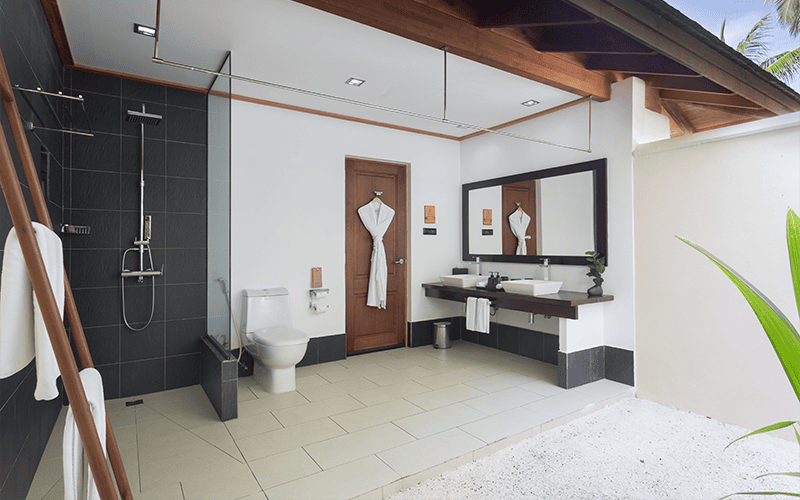 vilamendhoobeachvillabathroom2 v2