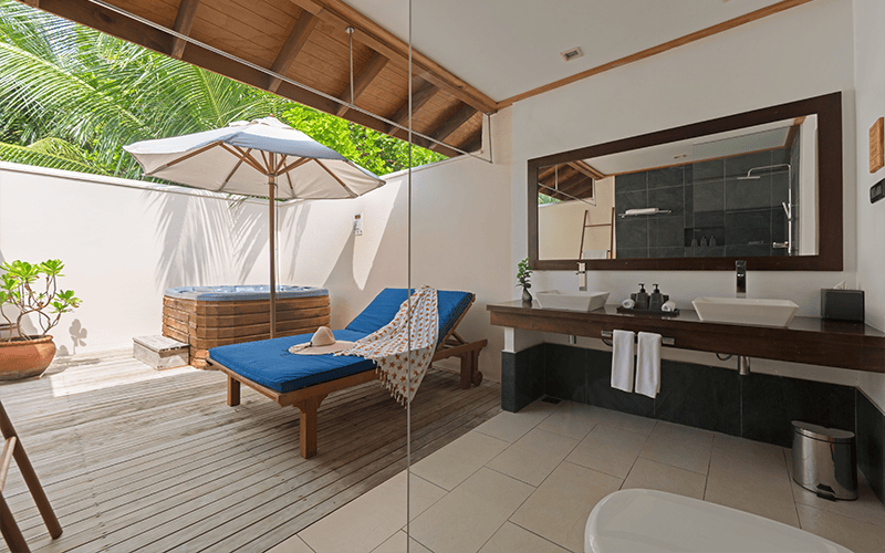 vilamendhoojacuzzibeachvillabathoorm v2