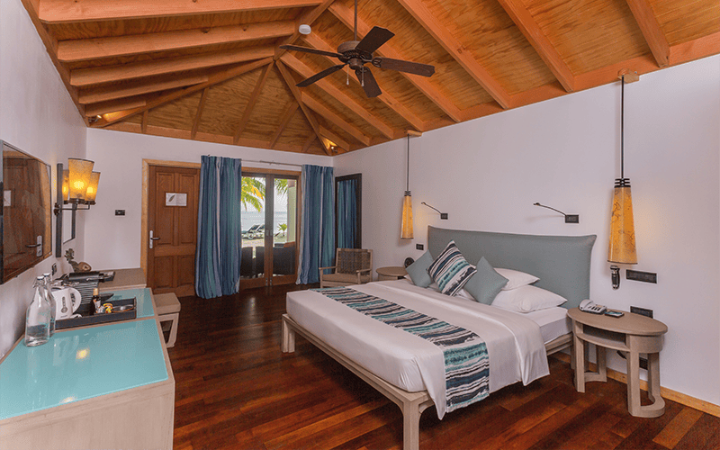 vilamendhoojacuzzibeachvillabedroom v2