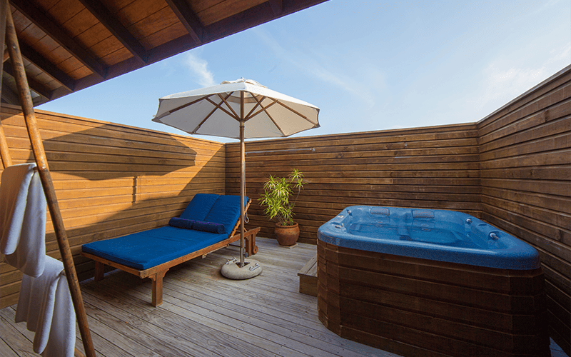 vilamendhoojacuzziwatervillajacuzzi v2